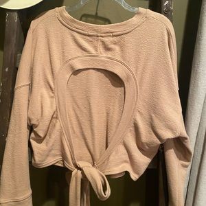 Free People Beach top never worn Size XS. Cute and sexy.